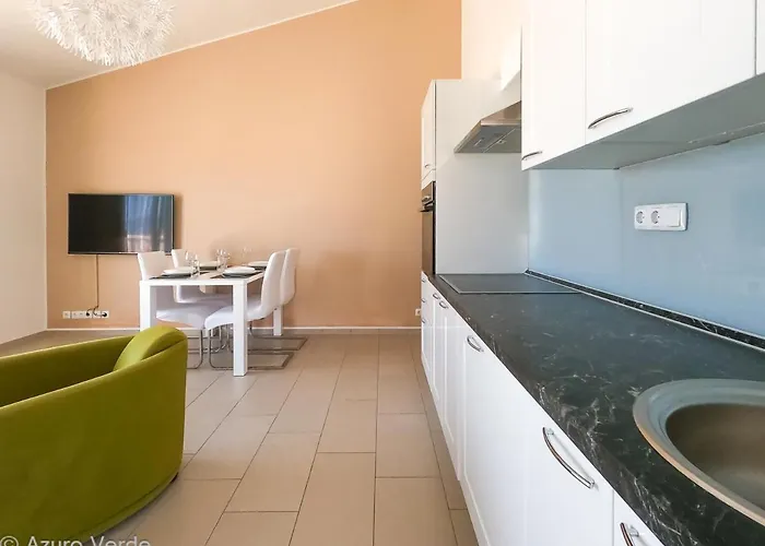 Azuro Appartamento Stomorska